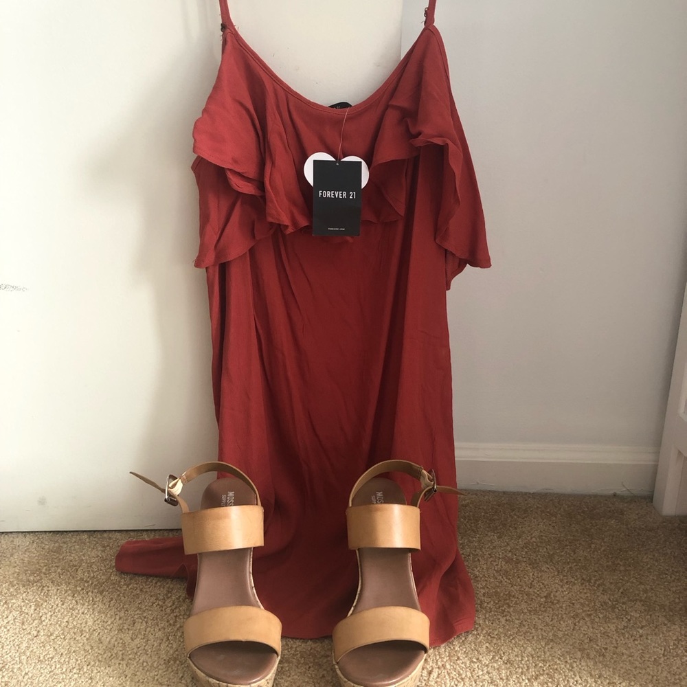 NWT rust dress - forever 21